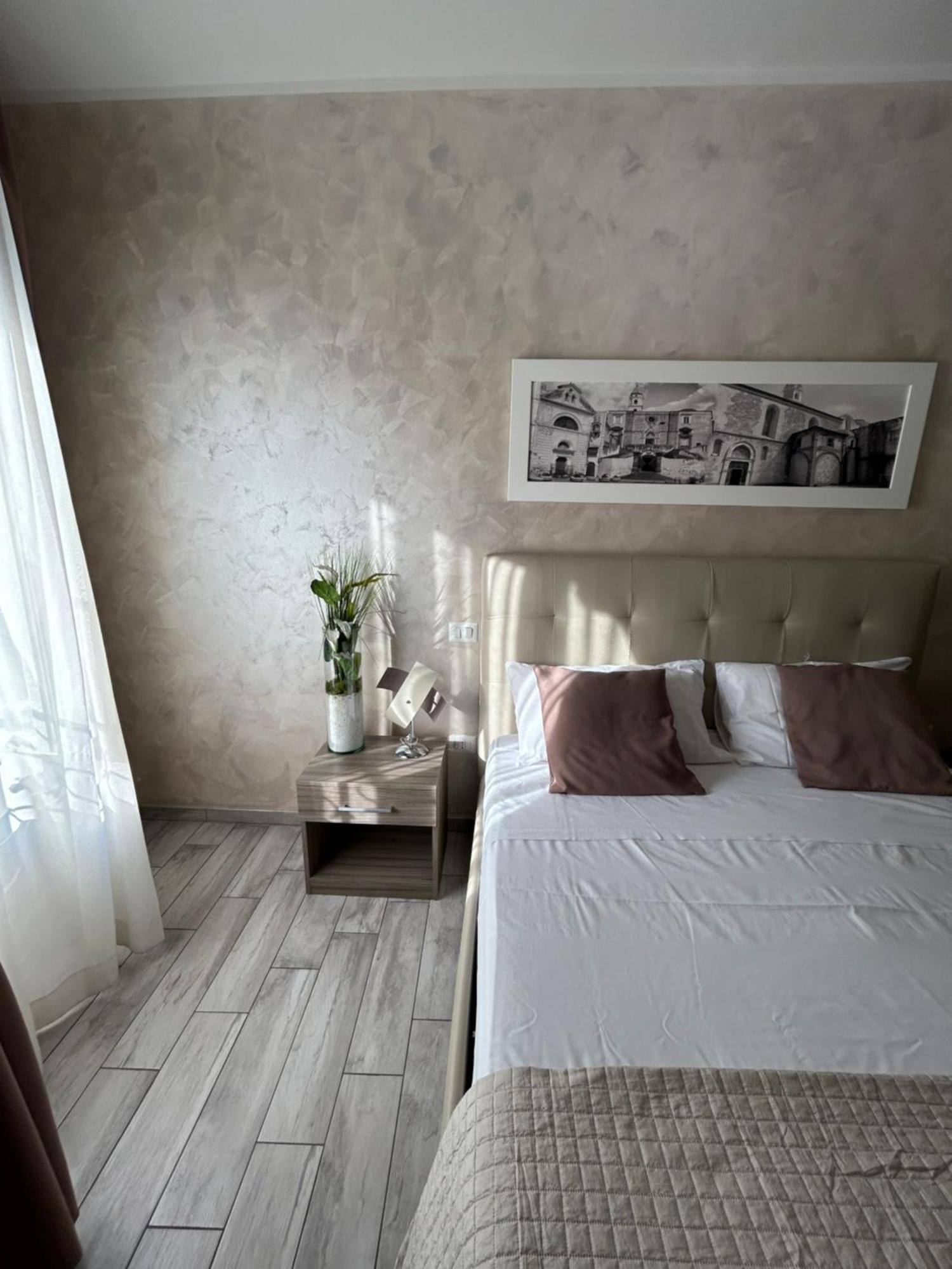 B&B Napoli Centrale N 74 Kültér fotó