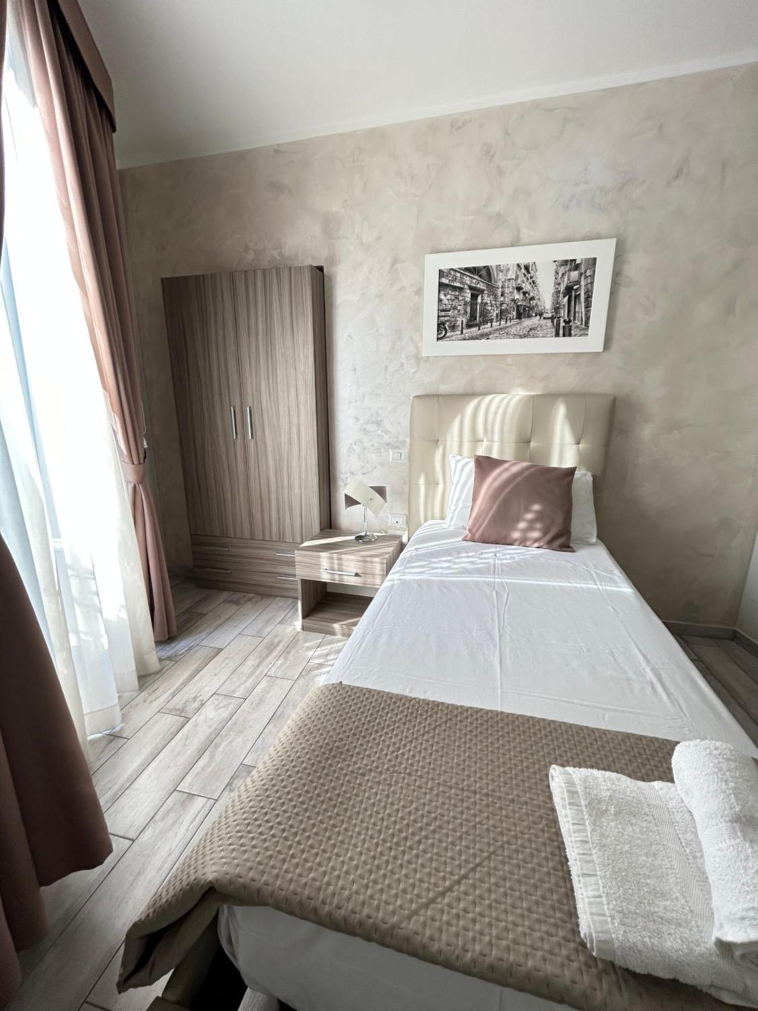 B&B Napoli Centrale N 74 Kültér fotó