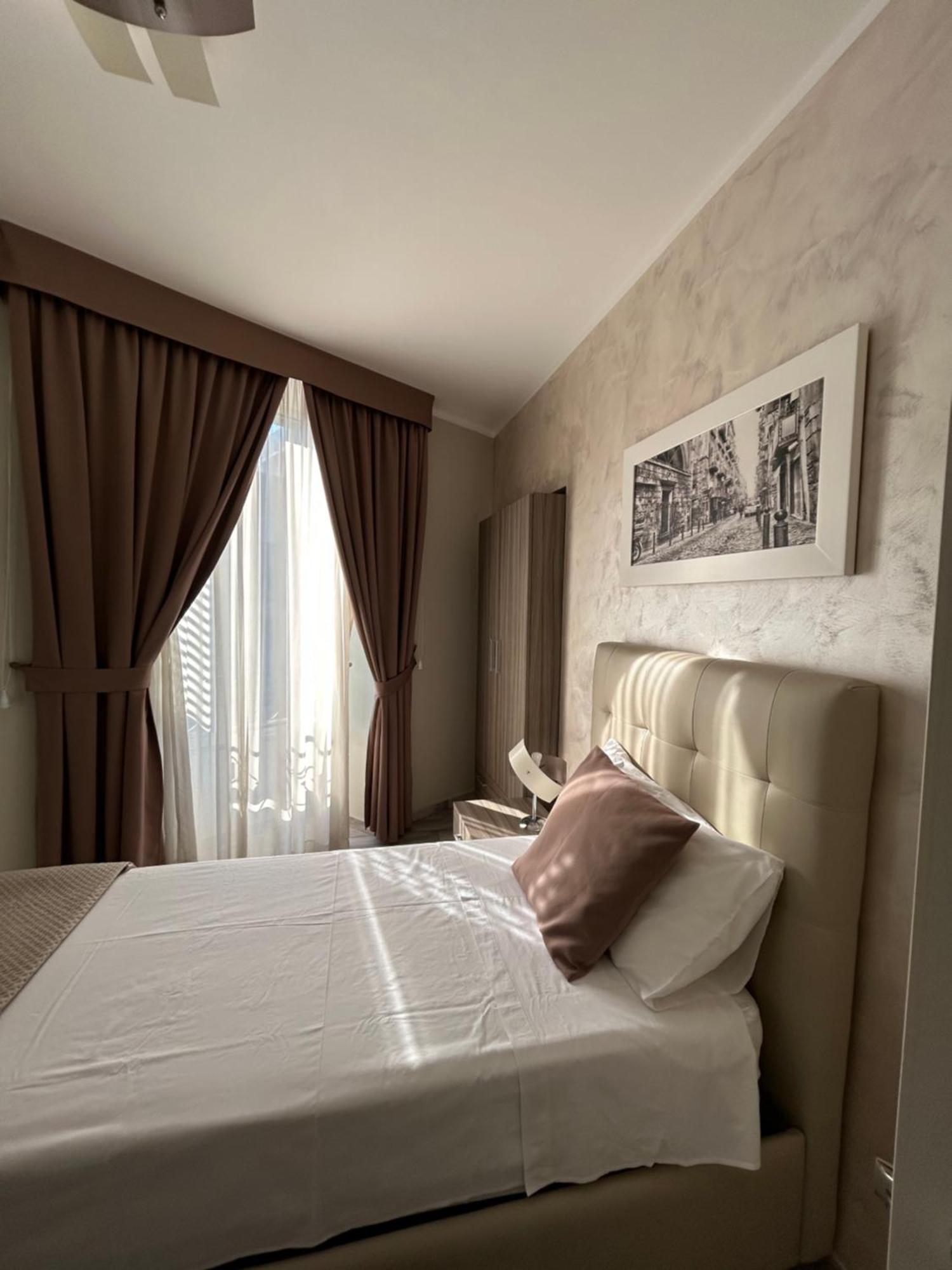 B&B Napoli Centrale N 74 Kültér fotó