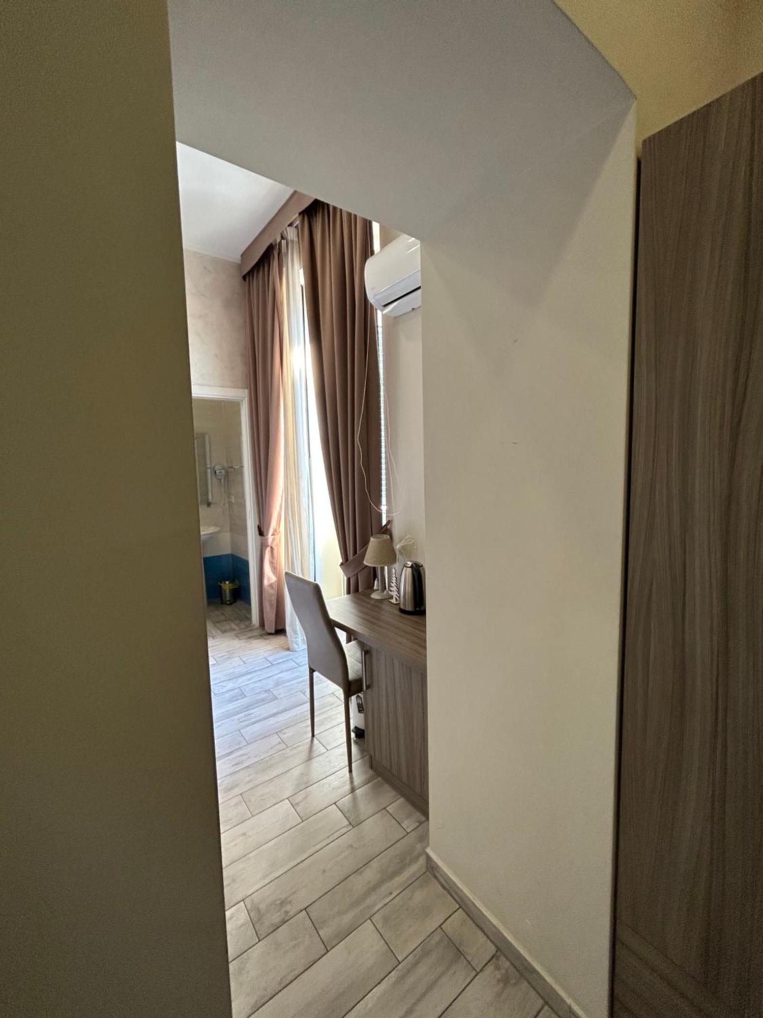 B&B Napoli Centrale N 74 Kültér fotó
