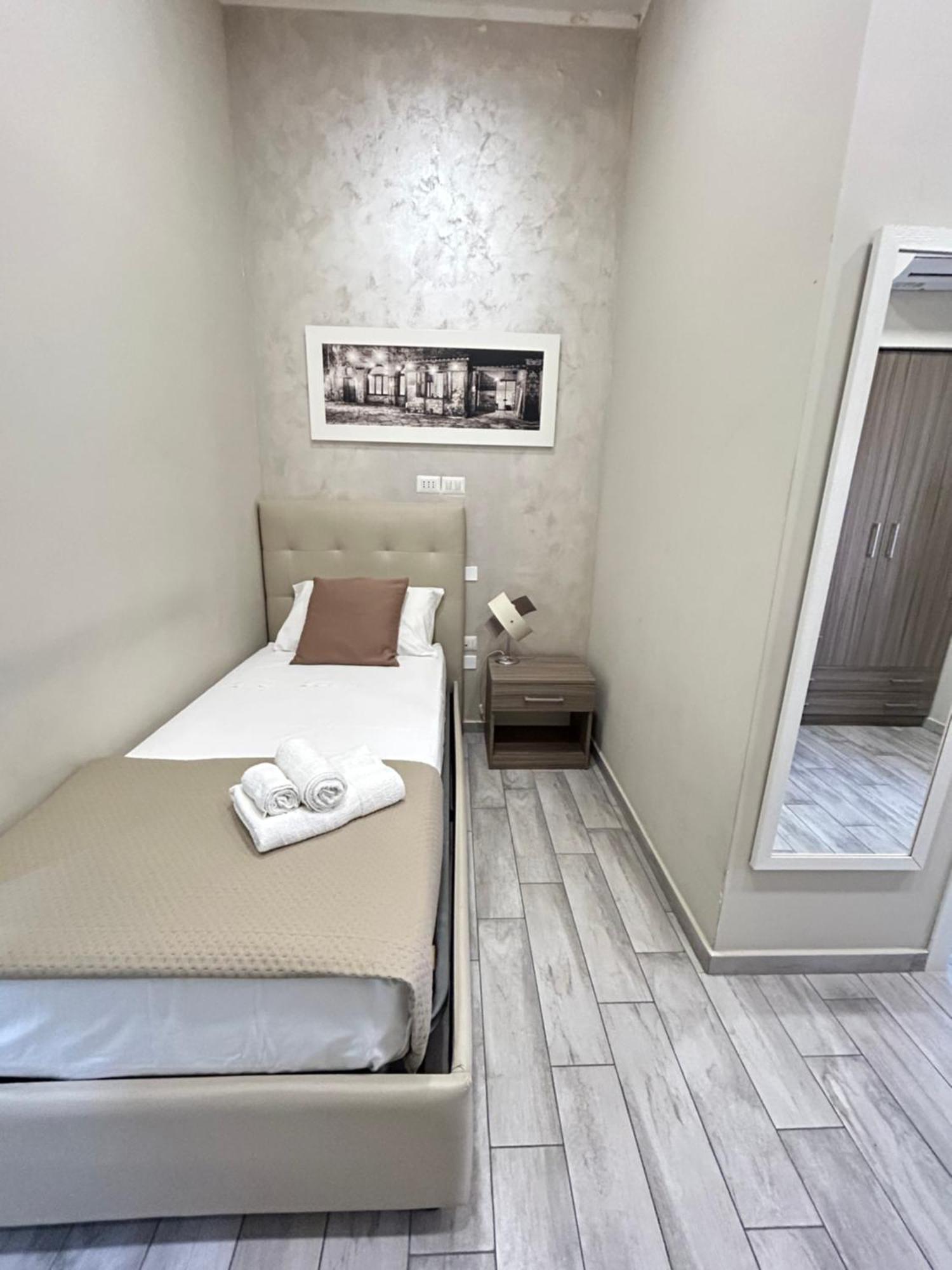 B&B Napoli Centrale N 74 Kültér fotó